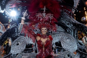 Lola Ortiz, Reina del Carnaval de «Studio 54»