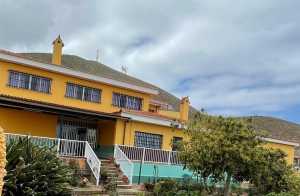 El Centro de Mayores de Guía facilita transporte gratuito para asistir a la Gala de la Gran Dama del Carnaval en Santa Catalina