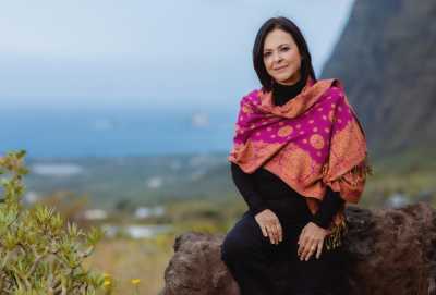 Olga Cerpa y Mestisay adelantan los temas de su nuevo disco en el Teatro-Circo de Marte