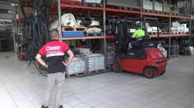 El Ayuntamiento de Mogán impulsa la formación en el manejo seguro de carretillas elevadoras