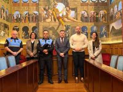 Tomás Cruz Hernández toma posesión como oficial de la Policía Local de Gáldar