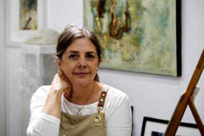 La artista Alicia Lasala exhibe su serie ‘Serenidad en el caos’ en San Mateo