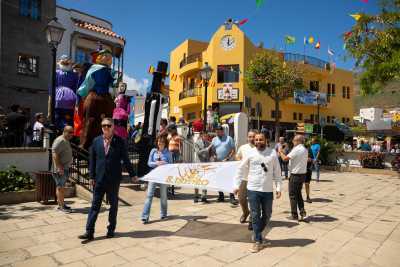 El Ayuntamiento de Gáldar iza la bandera de las Fiestas Principales de San Isidro