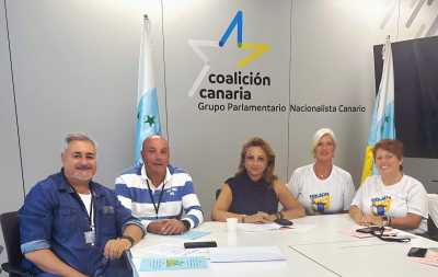 Valido se compromete a defender enmiendas al Estatuto Marco para TCAE, celadores, técnicos y auxiliares administrativos