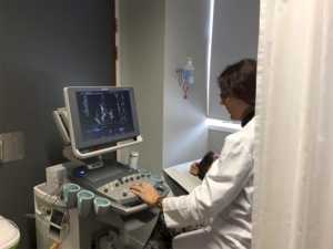 Sanidad adjudica 37 ecógrafos por más de tres millones de euros para hospitales del SCS