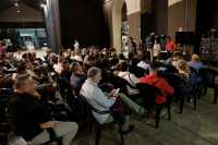 La alcaldesa se reúne con los carroceros en los días previos a la Gran Cabalgata