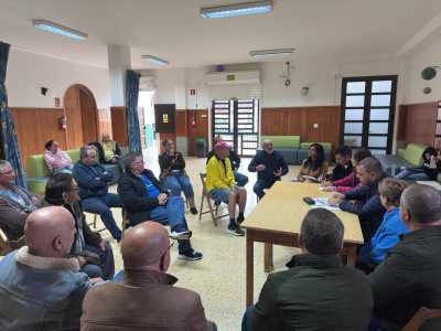 La Dehesa arropa a Juntos por Guía – Primero Canarias en su iniciativa “Barrio a Barrio”