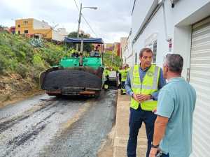 El mayor Plan de Asfaltado de la historia de Telde empieza a rodar en Caserones y Jinámar se prepara