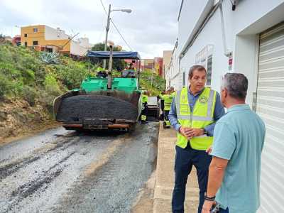 El mayor Plan de Asfaltado de la historia de Telde empieza a rodar en Caserones y Jinámar se prepara