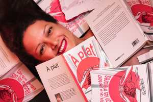 Carole Díaz convierte en material literario el ‘síndrome de burnout’ que sufrió en su novela ‘Los que petan son los mejores’