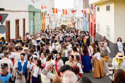 San Isidro celebra su Romería Ofrenda entre tradición y devoción popular