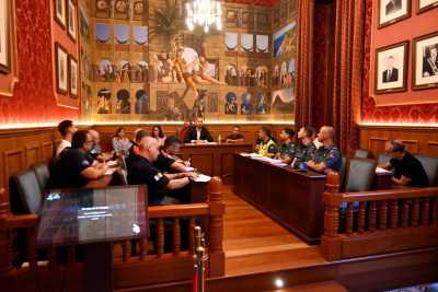 El Ayuntamiento celebra la Junta de Seguridad para las Fiestas Mayores de Santiago 2026