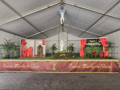 Guía se suma al Día de San Valentín con bonitos escaparates-photocall que expresan el amor por la Ciudad