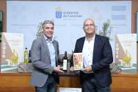 Canary Oil arbequina-hojiblanca, Mejor Aceite de Oliva Virgen Extra de Canarias en Agrocanarias 2026