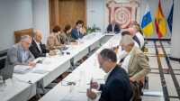 El Gobierno comparte con el Consejo Asesor la prioridad de reforzar los servicios públicos a través del presupuesto