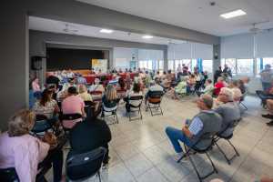 Más de un centenar de vecinos participan en Sardina en una nueva asamblea de ‘Contigo, Gáldar Sigue Avanzando’