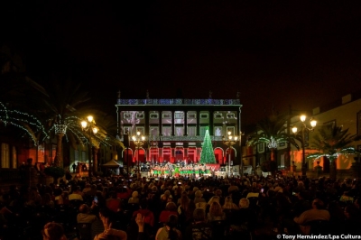 La capital inicia la cuenta atrás para la Navidad con el tradicional encendido
