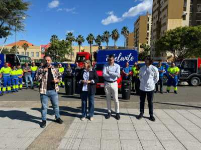 Telde presenta el cuarto lote de maquinaria destinada a la limpieza viaria y recogida de residuos del municipio
