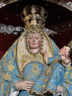Preocupación por las Camareras de la Virgen de Guía, la tradición en peligro.  Un Corazón Roto: La Virgen de Guía y sus Camareras