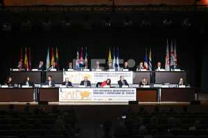 Clavijo apela en CIMET a una gestión del turismo con “responsabilidad pública y visión a largo plazo”