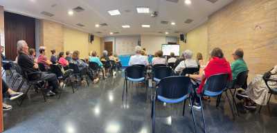 Con el taller ‘Ejercicio terapéutico: cómo moverse sin miedos y con beneficios’ finalizan las I Jornadas Mayores Saludables 2025