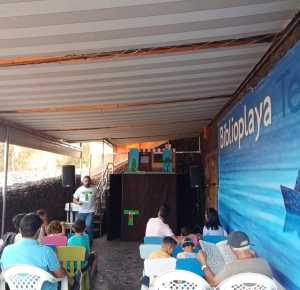 La Biblioplaya de Melenara inaugura su 15ª edición con más de 2.000 ejemplares disponibles y 200 editoriales nuevas