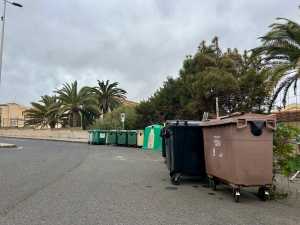 La Policía Local refuerza el control y la labor pedagógica con los vecinos para mantener limpio el municipio