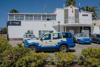 La Policía Local de Mogán investiga un presunto delito de falsedad documental en un carnet de conducir