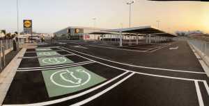 Lidl se suma a la Hora del Planeta apagando las luces de sus tiendas en Canarias