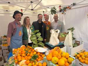 David Rodríguez, de la Finca Don Tomás, primer premio de la Cata de Naranjas de Telde 2025