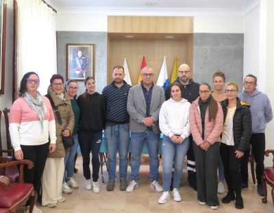 El Ayuntamiento de Guía contrata a 30 personas desempleadas del municipio con el Programa de Empleo Social para el periodo 2025-2026