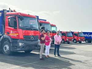 Telde refuerza su equipo de limpieza con 13 nuevos camiones de retirada de residuos