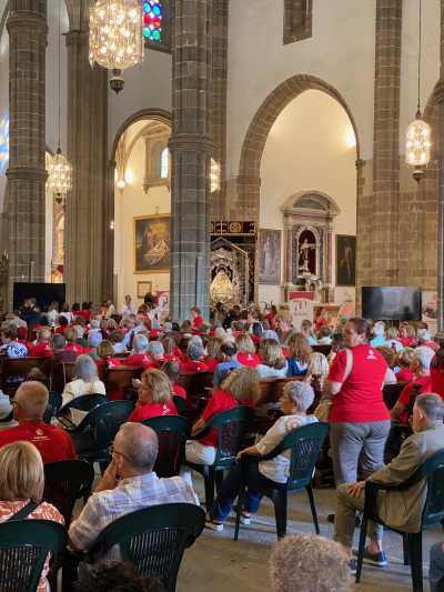 Cáritas Diocesana de Canarias celebra 70 años de compromiso con una emotiva Eucaristía en la Catedral de Santa Ana
